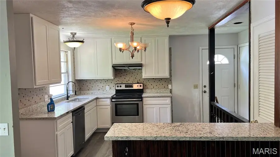 12075 Nero Drive, Florissant, MO 63033 - #2