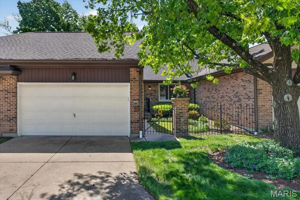 1262 Coral Bells Court, Saint Louis, MO 63146 - #1