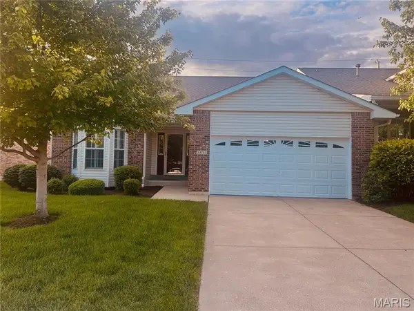 3453 Truman Terrace Drive #10, St Charles, MO 63301
