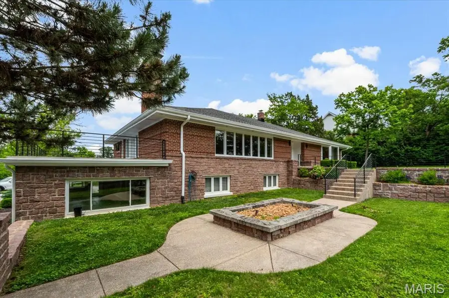 11447 Clayton Road, Saint Louis, MO 63131 - #3