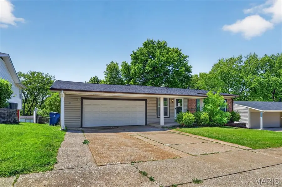 12109 La Padera Lane, Saint Louis, MO 63033 - #3