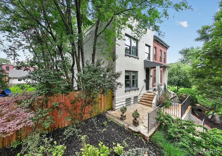 2640 Ann Avenue, Saint Louis, MO 63104 - #2
