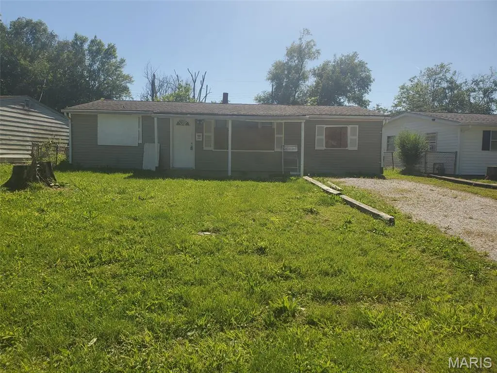 240 St John Drive, Cahokia, IL 62206 - #1