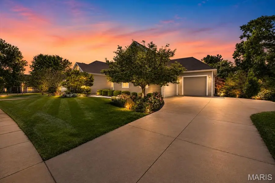 311 Gateview Drive, Wentzville, MO 63385 - #2
