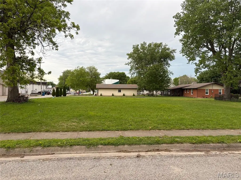 9 N 2nd Street, New Baden, IL 62265 - #1