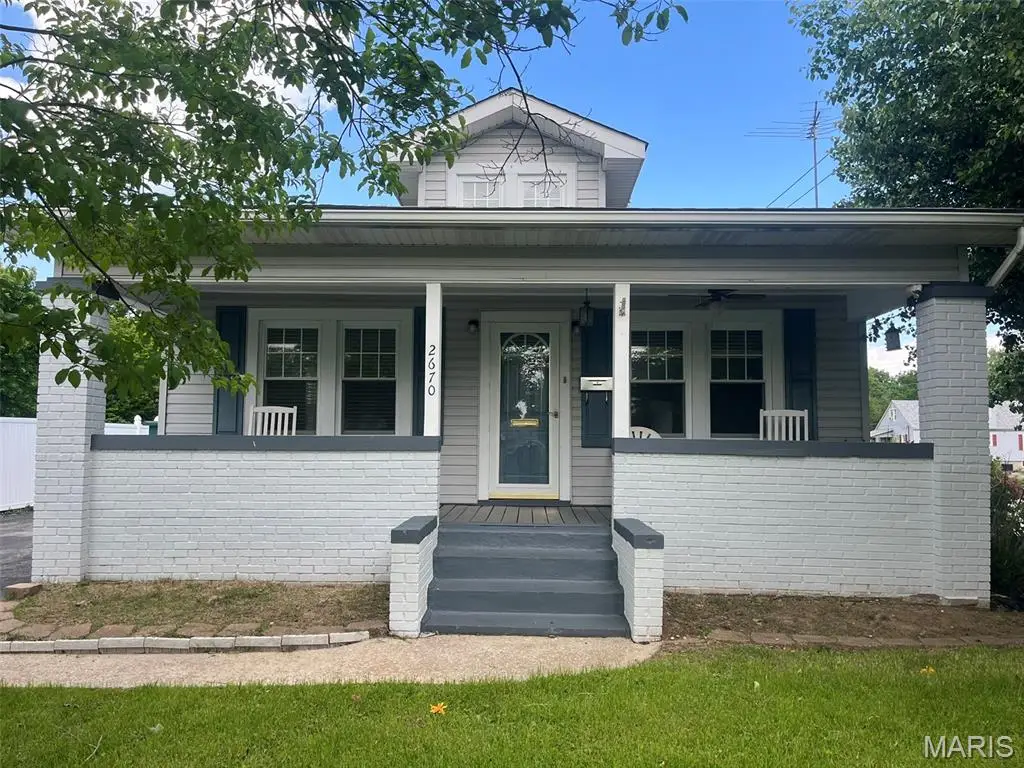 2670 N Rodgers Avenue, Alton, IL 62002 - #1