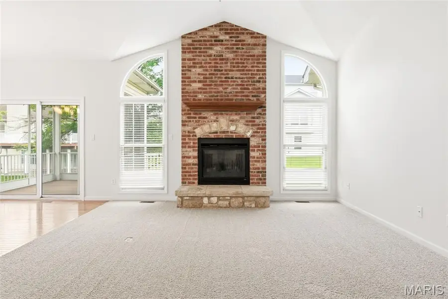 299 Glasgow Drive, Saint Charles, MO 63301 - #2