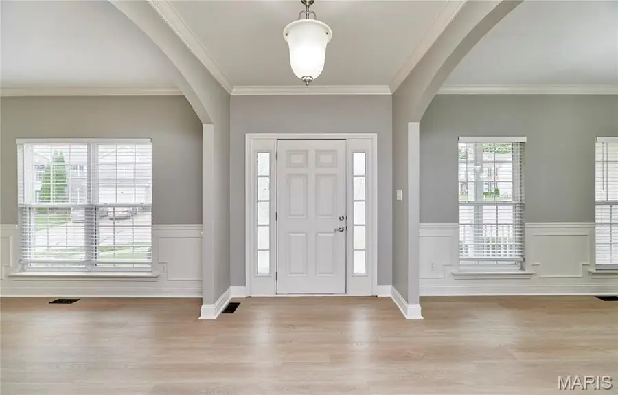 987 Bentley Park Circles, Ofallon, MO 63368 - #3
