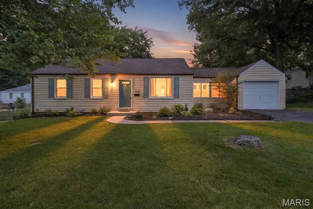 1008 Etherton Drive, Saint Louis, MO 63126 - #1