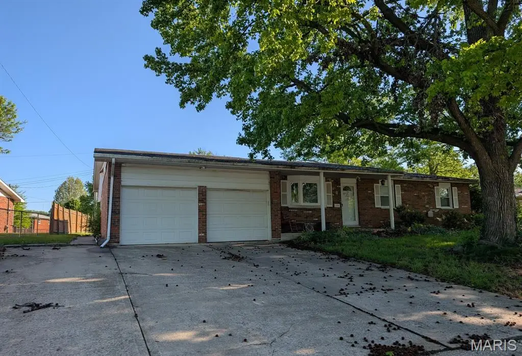 328 Venus Drive, Godfrey, IL 62035 - #1