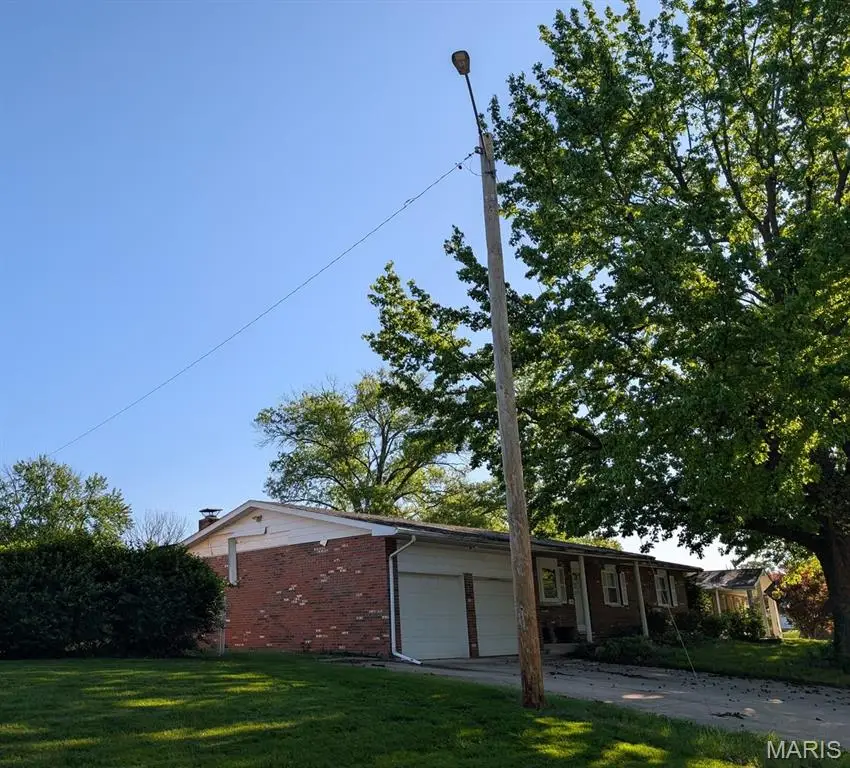 328 Venus Drive, Godfrey, IL 62035 - #3