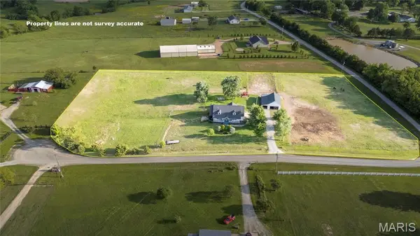 3749 Sherwood Court, Farmington, MO 63640