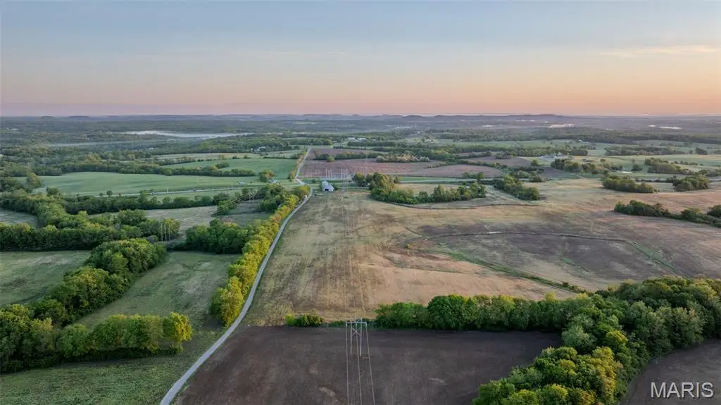 000 Walnut Hill Lane / Hwy B, Elsberry, MO 63343 - #1