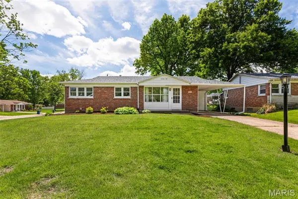 4800 Cayuga Drive, St Louis, MO 63123