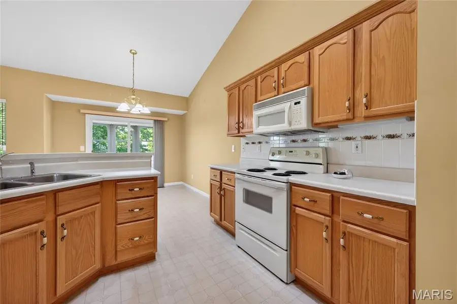 2917 Mac Arthur Drive #30, Saint Charles, MO 63301 - #3