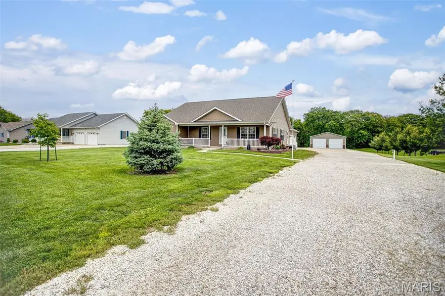 1239 Witt Mill Road, Jerseyville, IL 62052 - #3
