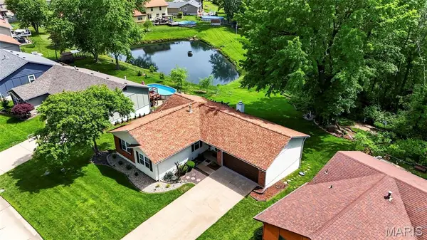 4211 Elkhart Lake Road, St Charles, MO 63304