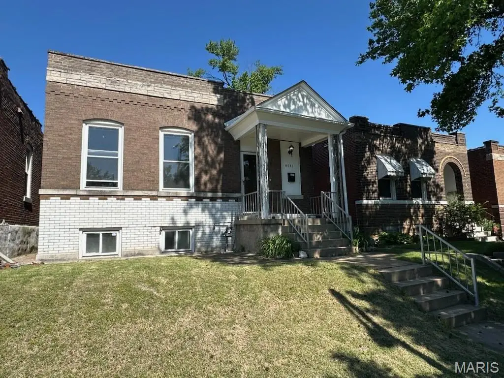 4741 Idaho Avenue, Saint Louis, MO 63111 - #1