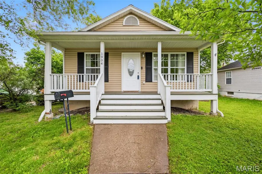 1904 N 5th Street, Saint Charles, MO 63301 - #3