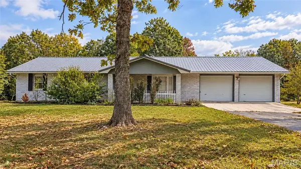 16065 Hardwood Lane, St Robert, MO 65584