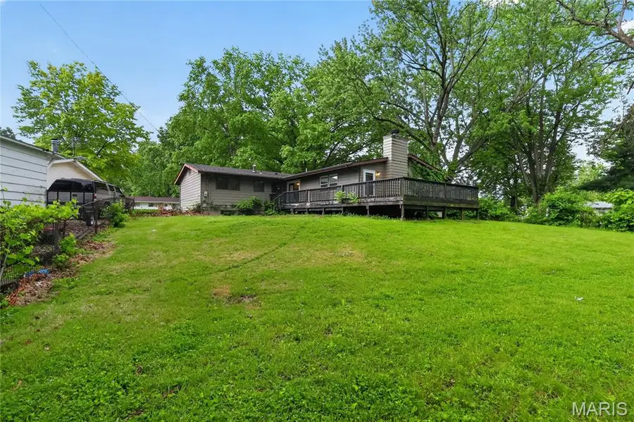 1065 Briarbrae Drive, Saint Louis, MO 63138 - #3