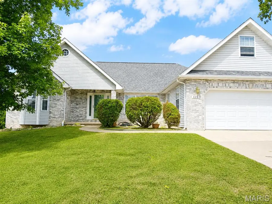 115 Ridgeview Drive, Saint Robert, MO 65584 - #2