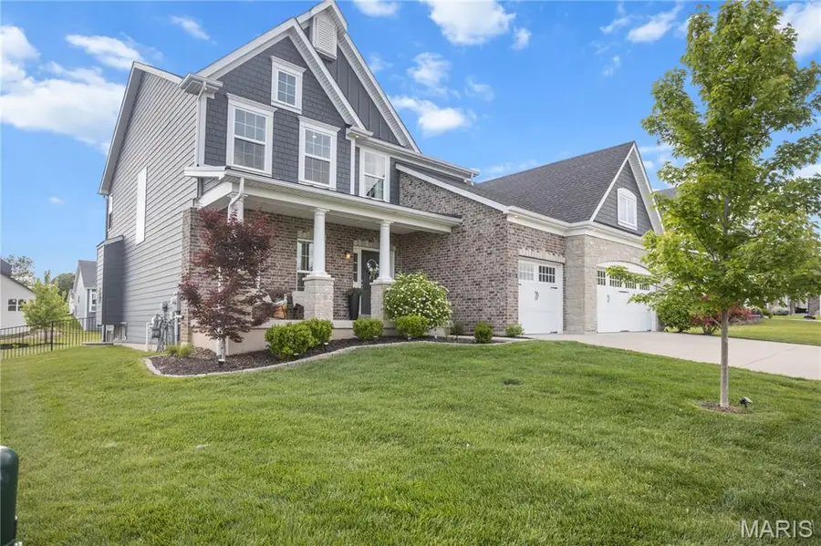 1233 Fienup Lake Drive, Chesterfield, MO 63005 - #2