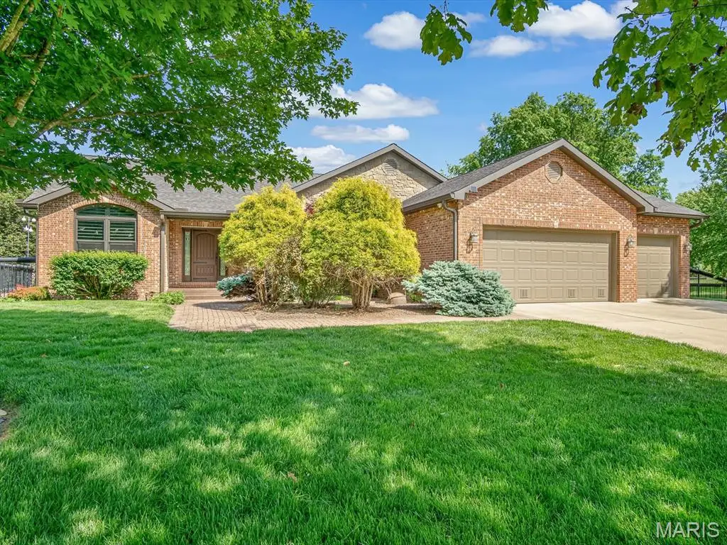 4192 Laurel Oak Lane, Smithton, IL 62285 - #1