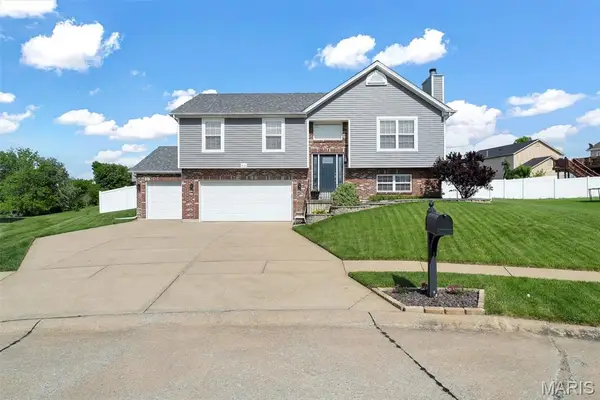 515 Hickory Post Drive, Wentzville, MO 63385
