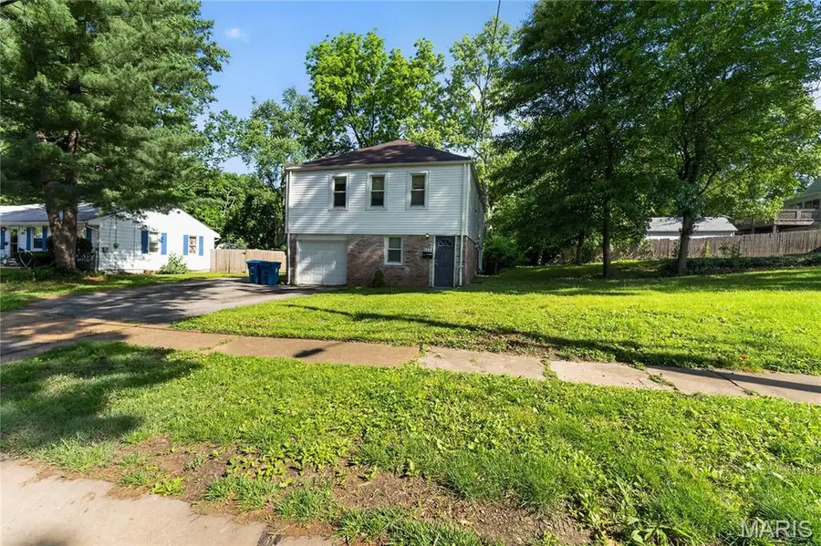 615 Derinda Avenue, Saint Louis, MO 63135 - #2