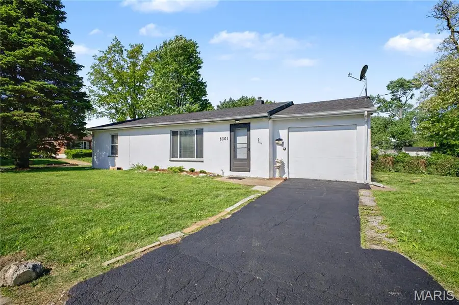 8301 Elmore Avenue, University City, MO 63132 - #2