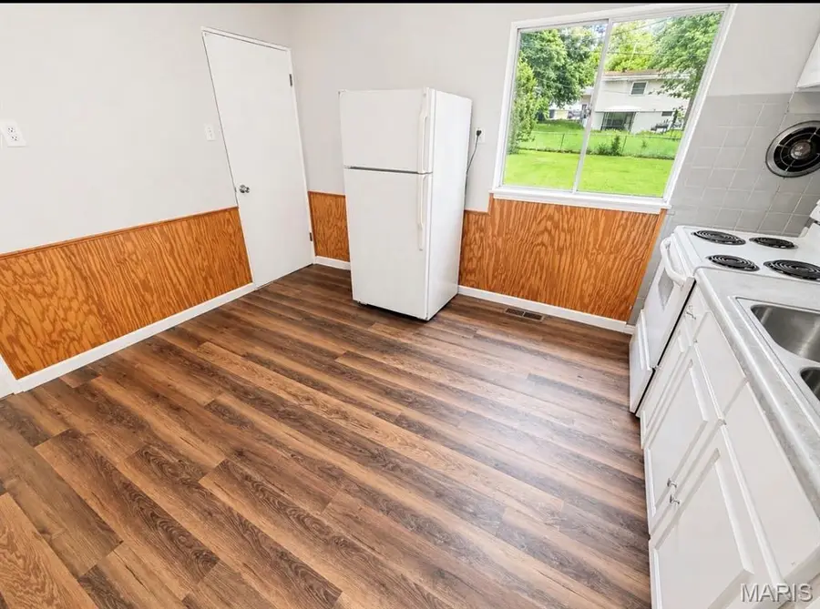 7018 Midwood Avenue, Hazelwood, MO 63042 - #3
