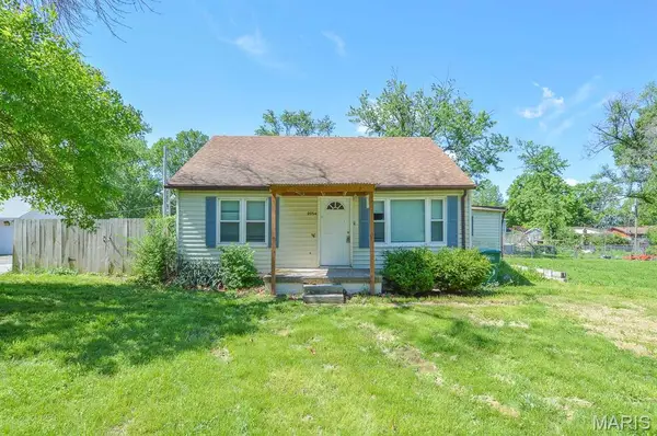 2054 Sandy Ridge Road, Cahokia, IL 62206