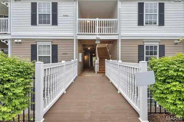 4302 Spring Creek Lane, O'Fallon, MO 63368