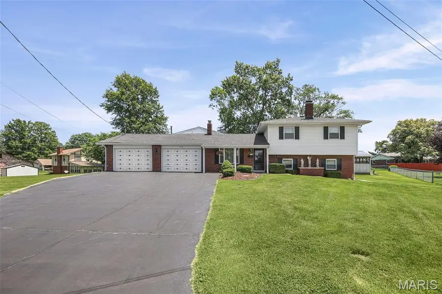 200 Rosemary Drive, Collinsville, IL 62234 - #2