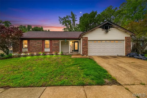 1019 Redemption Way, Florissant, MO 63034