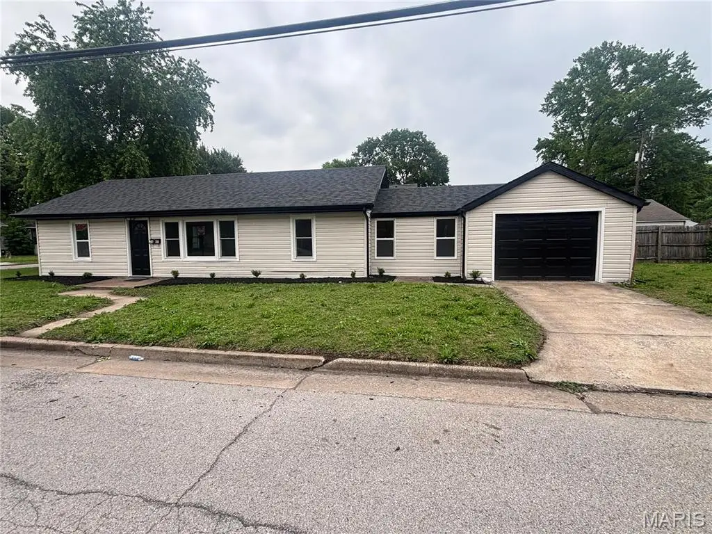 2600 E 25th Street, Granite City, IL 62040 - #1