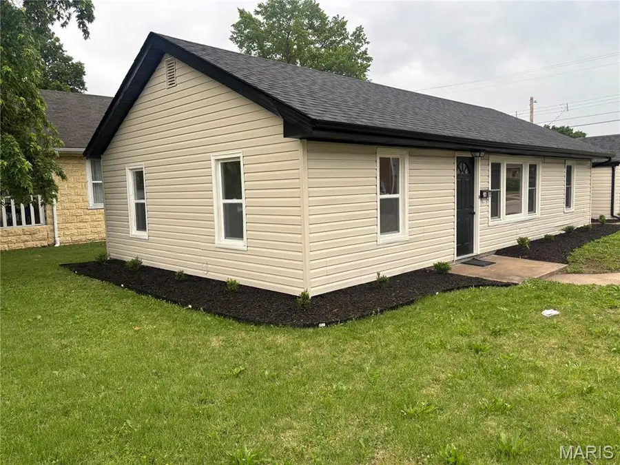 2600 E 25th Street, Granite City, IL 62040 - #3