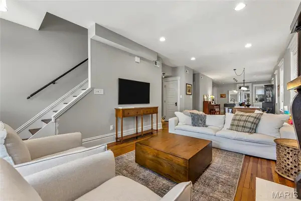 2318 Louisiana Avenue, St Louis, MO 63104