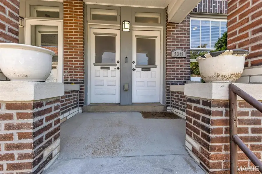 2318 Louisiana Avenue, Saint Louis, MO 63104 - #2