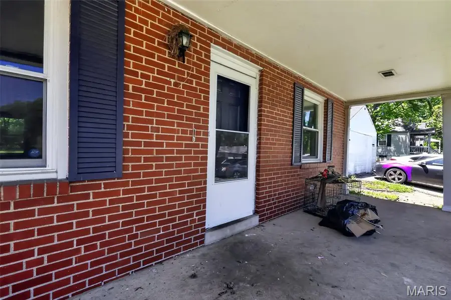 9817 Balboa Drive, Saint Louis, MO 63136 - #3