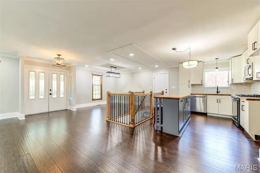 4515 Firelight Drive, Oakville, MO 63129 - #2