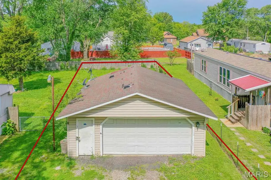 130 S Jefferson Street, Centralia, IL 62801 - #2