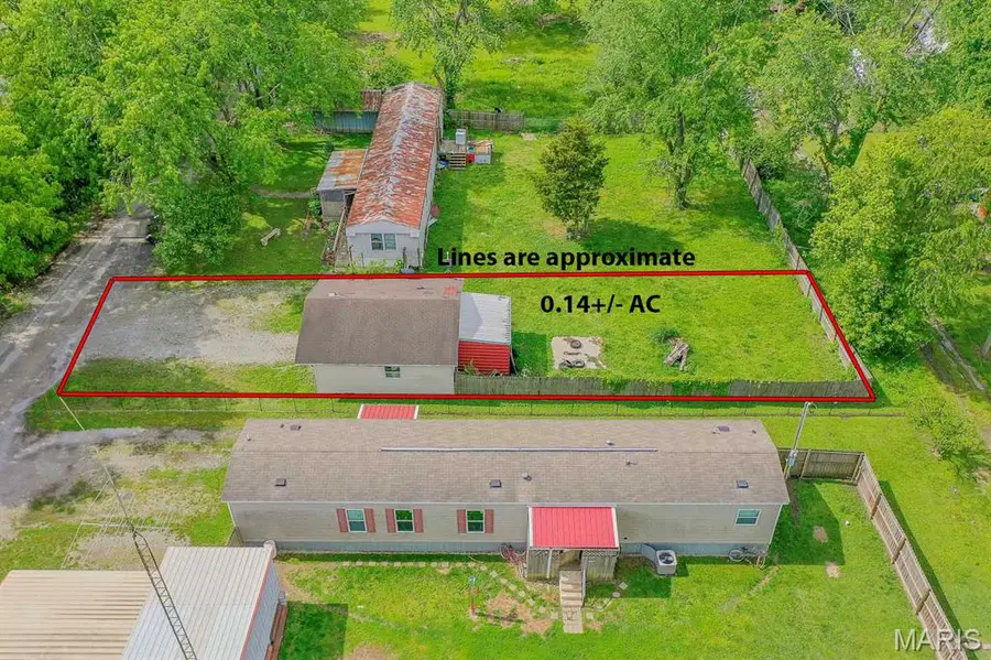 130 S Jefferson Street, Centralia, IL 62801 - #3