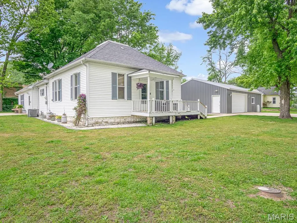 309 S 5th Street, Coulterville, IL 62237 - #1