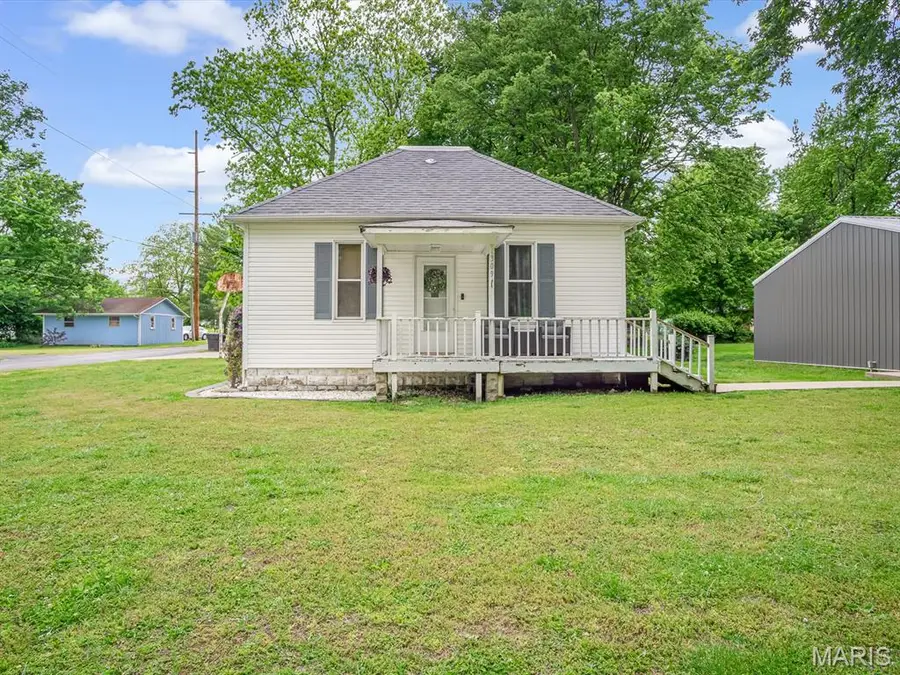 309 S 5th Street, Coulterville, IL 62237 - #2
