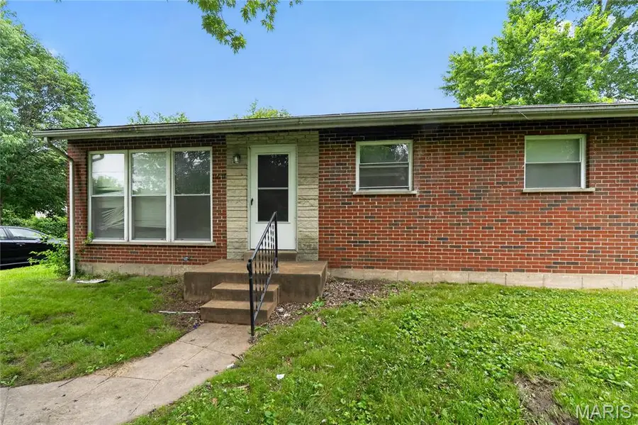 11617 Larimore Road, Saint Louis, MO 63138 - #2