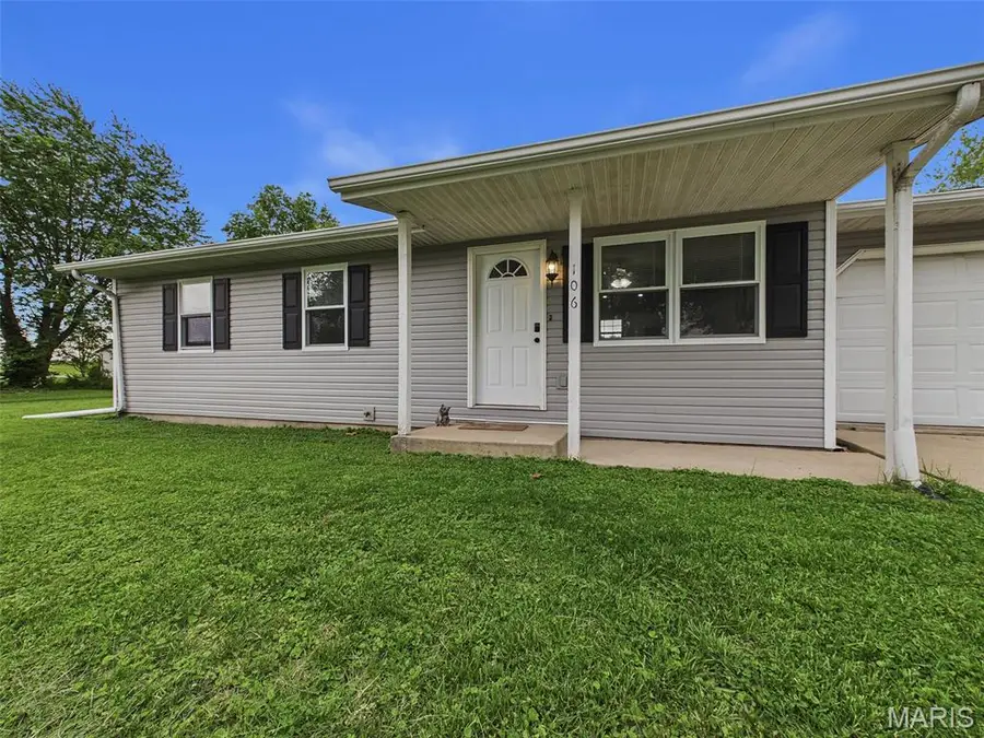 106 Lynn Street, Lebanon, IL 62254 - #2