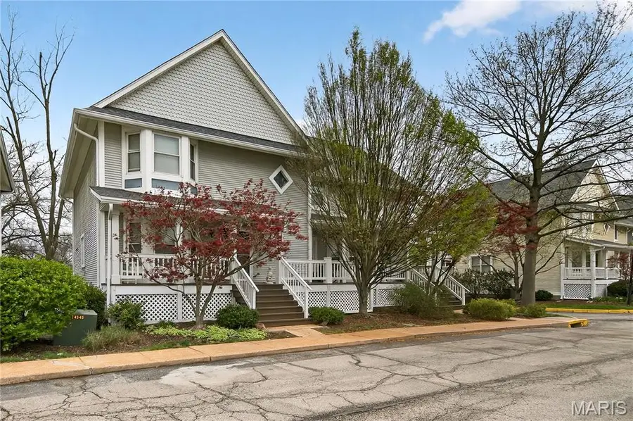 1187 Hawken Place, Webster Groves, MO 63119 - #2