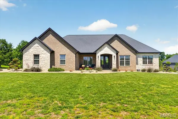 5123 Kennet Drive, Columbia, IL 62236